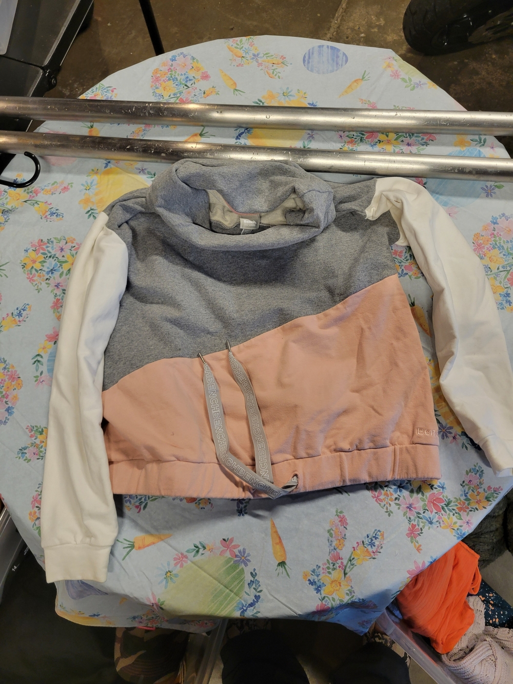 Bench Colorblock Pullover Sweater in Gray, Pink & White